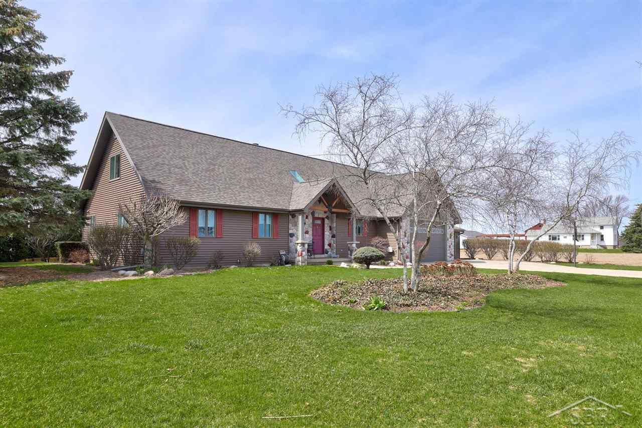 430 Frank Road Frankenmuth, MI 48734 - Photo 2 of 70 50071476-1.JPG