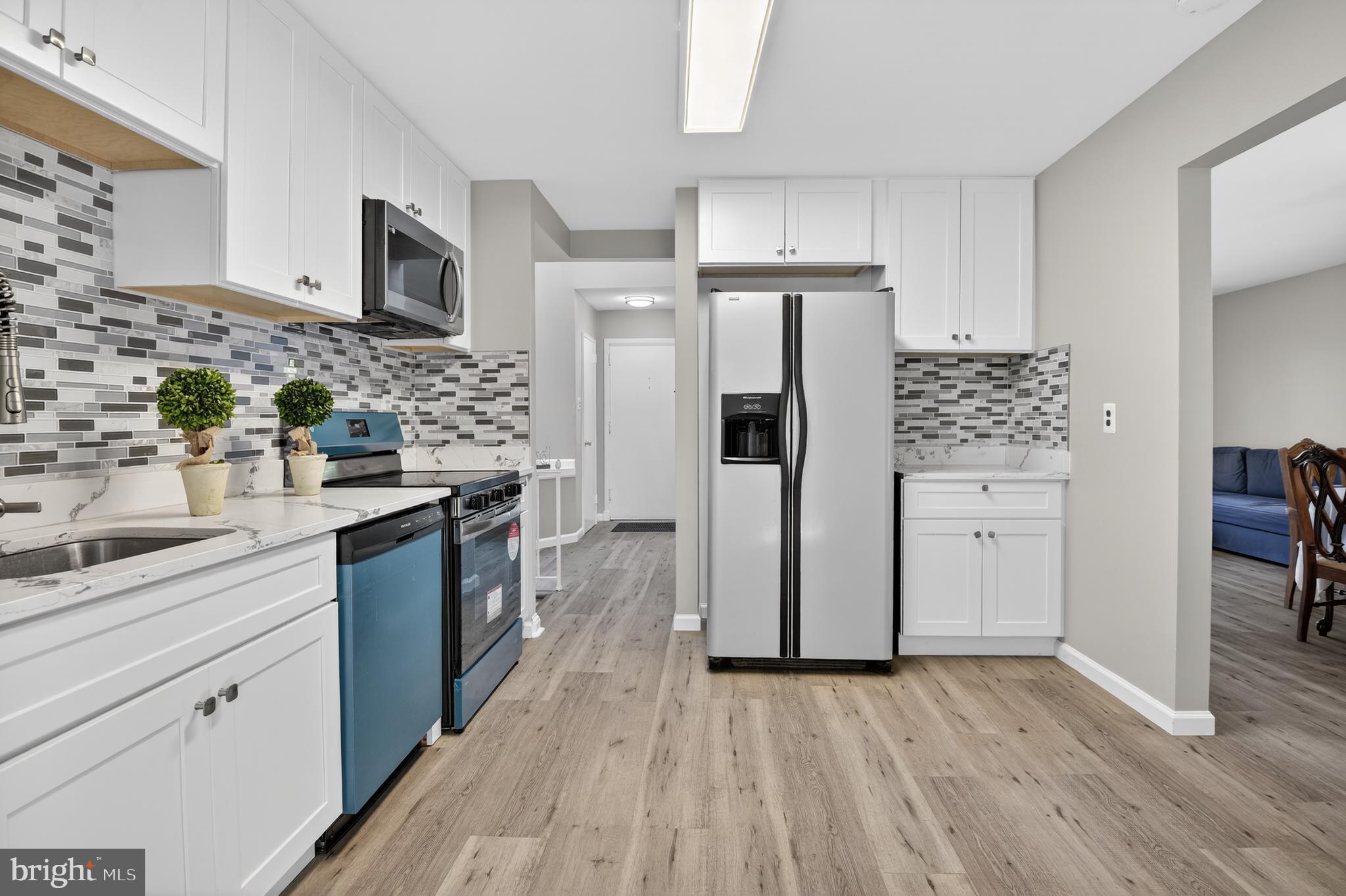 2016 Cascade Road Silver Spring, MD 20902 - Photo 2 of 37