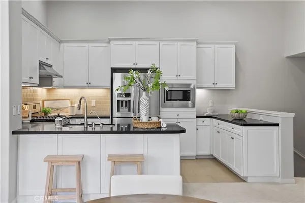 $1,150,000 | 67 Kempton, Irvine, CA 92620