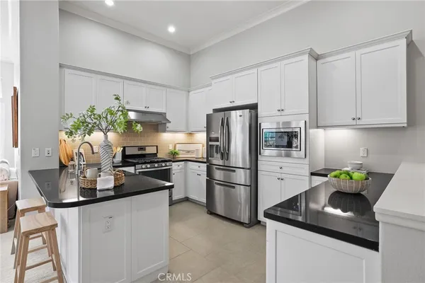 $1,150,000 | 67 Kempton, Irvine, CA 92620