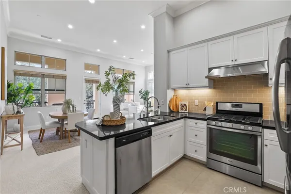 $1,150,000 | 67 Kempton, Irvine, CA 92620