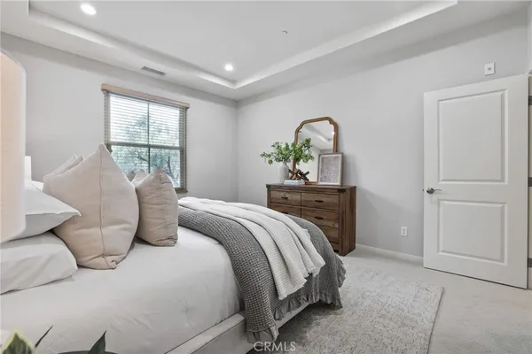 $1,150,000 | 67 Kempton, Irvine, CA 92620