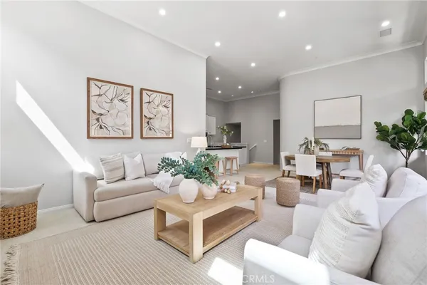 $1,150,000 | 67 Kempton, Irvine, CA 92620