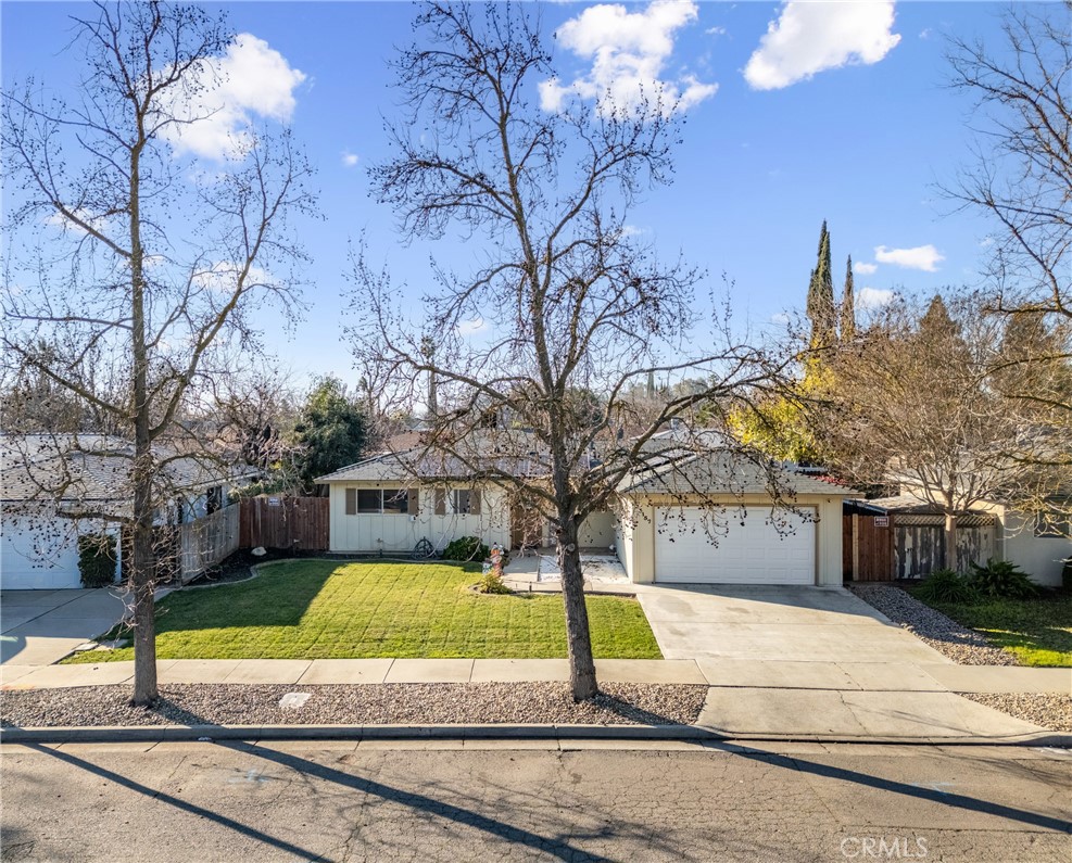 3157 Juneau Court Merced, CA 95348 - Photo 24 of 26 a view of a house with yard and tree s