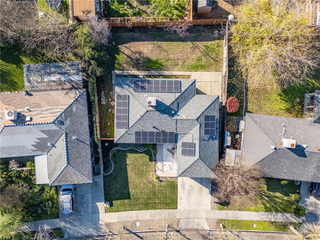 3157 Juneau Court Merced, CA 95348 - Photo 25 of 26 an aerial view of a house with a garden