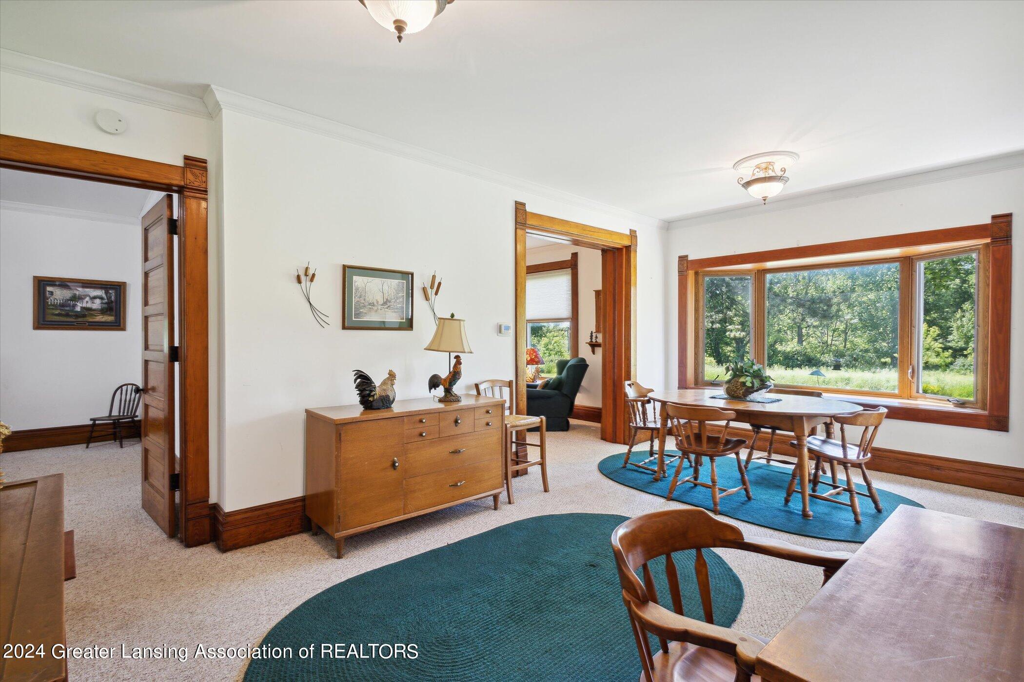 6491 Oneida Road Charlotte, MI 48813 - Photo 15 of 59 Dining Room