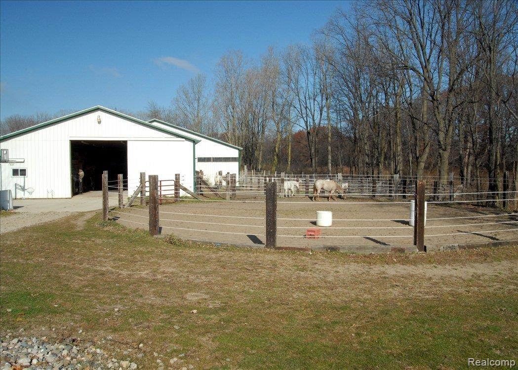 9010 West Sober Road Fowlerville, MI 48836 - Photo 11 of 14 JFN_9401
