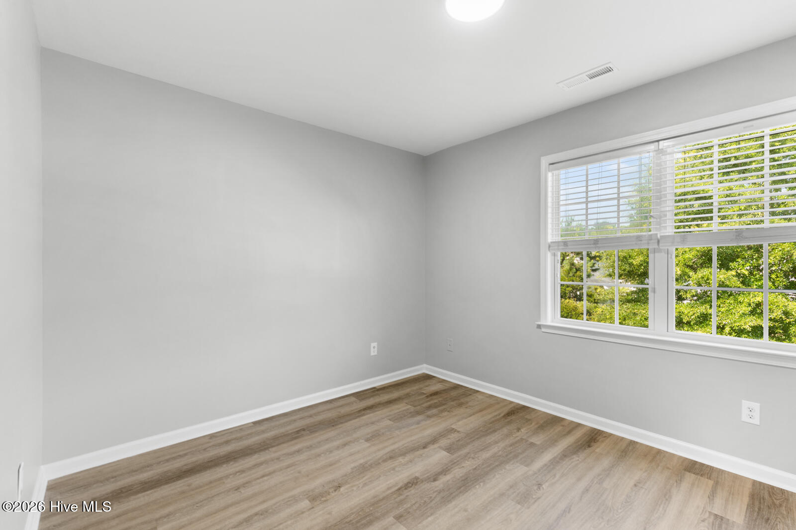 402 Caldwell Loop Jacksonville, NC 28546 - Photo 19 of 27 Bedroom Nr. 2