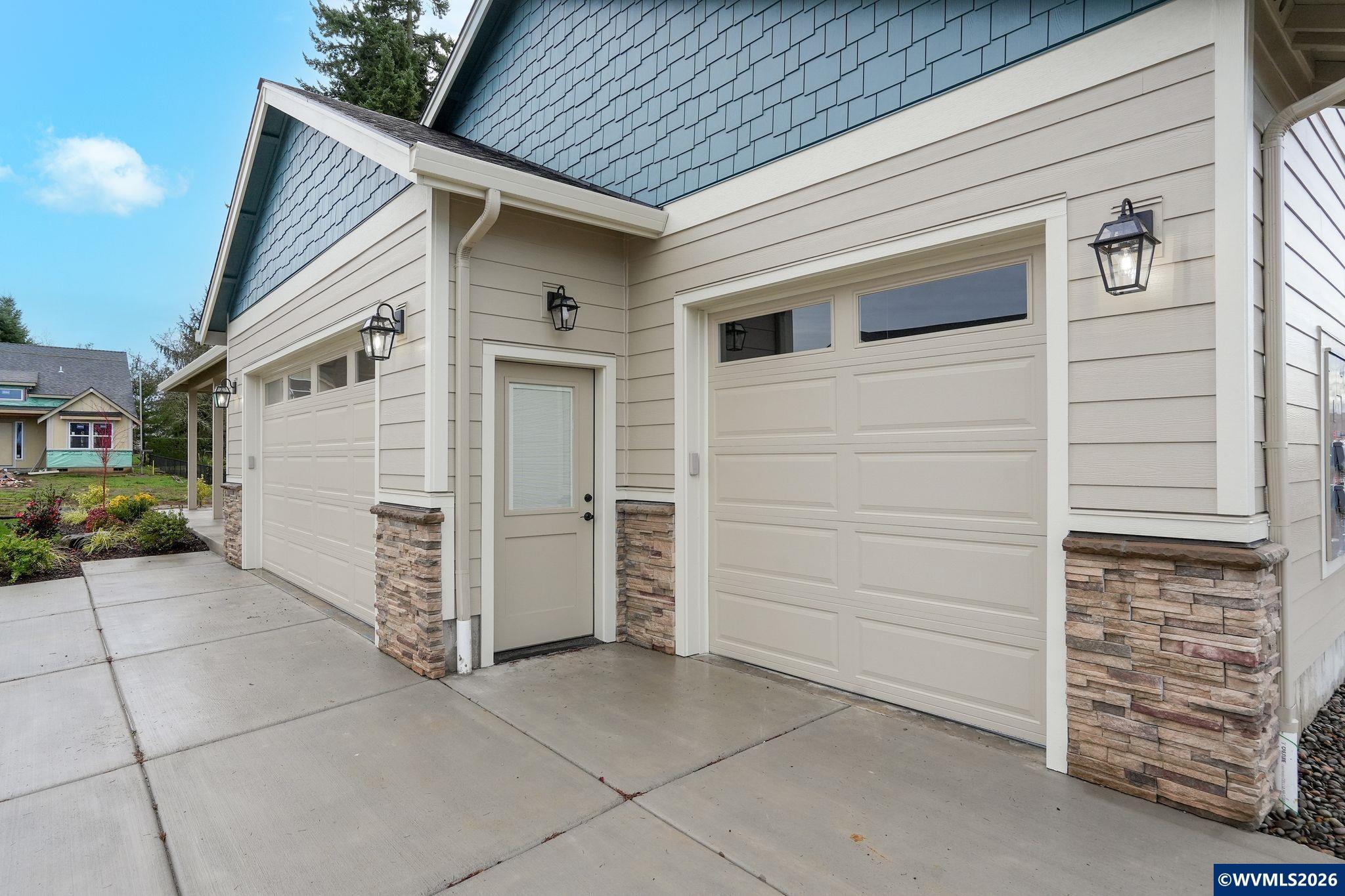 313 Northeast Clay Street Sublimity, OR 97385 - Photo 4 of 50