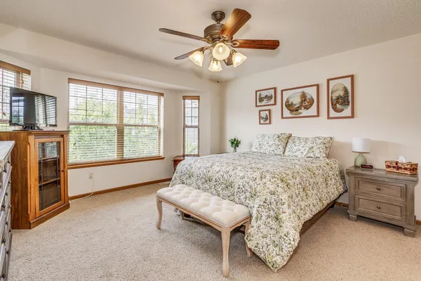 $355,000 | 3143 Frontier Drive, Woodbury, MN 55129