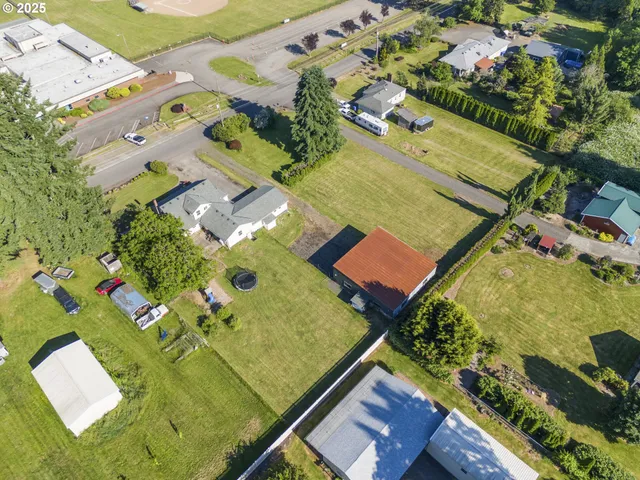 $899,900 | 12275 Southeast School Avenue, Boring, OR 97009