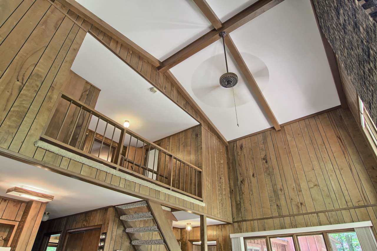 4285 Hemlock Road Cedar, MI 49621 - Photo 6 of 13 1818702-5.JPG