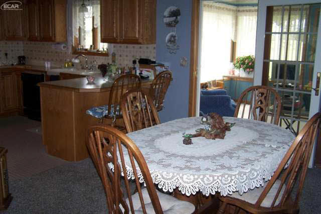 7140 Grand River Road Bancroft, MI 48414 - Photo 14 of 29 21141716-13.JPG