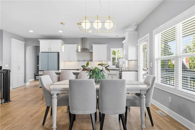 $735,000 | 10512 North Euclid Avenue, Kansas City, MO 64155