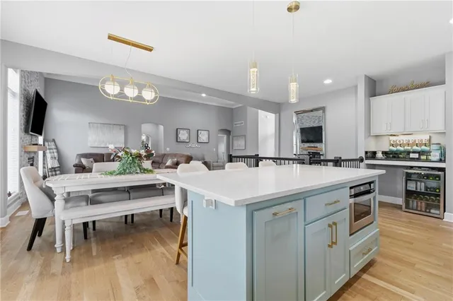 $735,000 | 10512 North Euclid Avenue, Kansas City, MO 64155