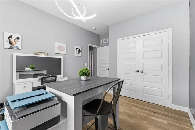 $735,000 | 10512 North Euclid Avenue, Kansas City, MO 64155