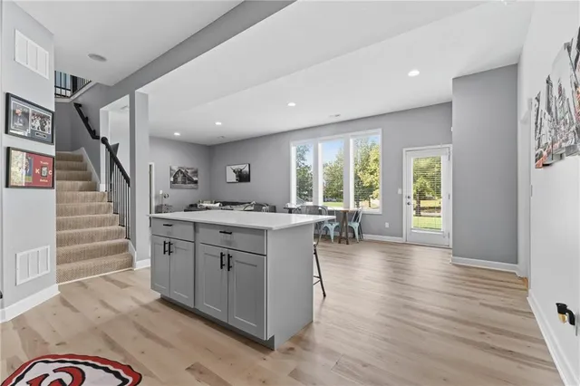 $735,000 | 10512 North Euclid Avenue, Kansas City, MO 64155