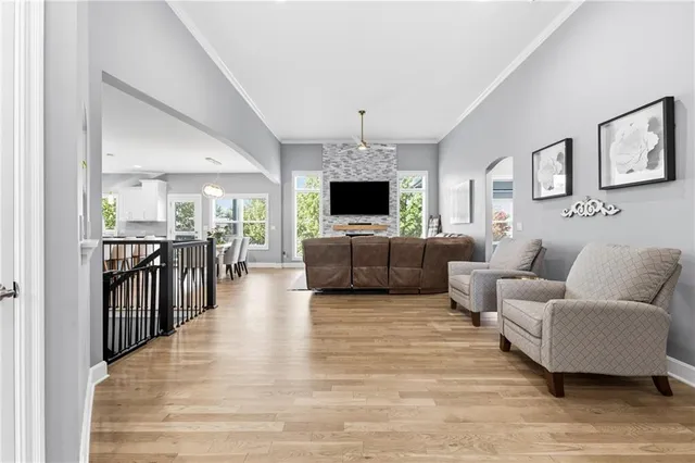 $735,000 | 10512 North Euclid Avenue, Kansas City, MO 64155