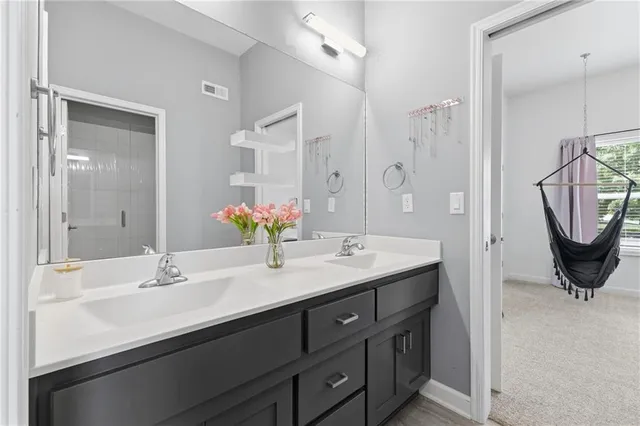 $735,000 | 10512 North Euclid Avenue, Kansas City, MO 64155