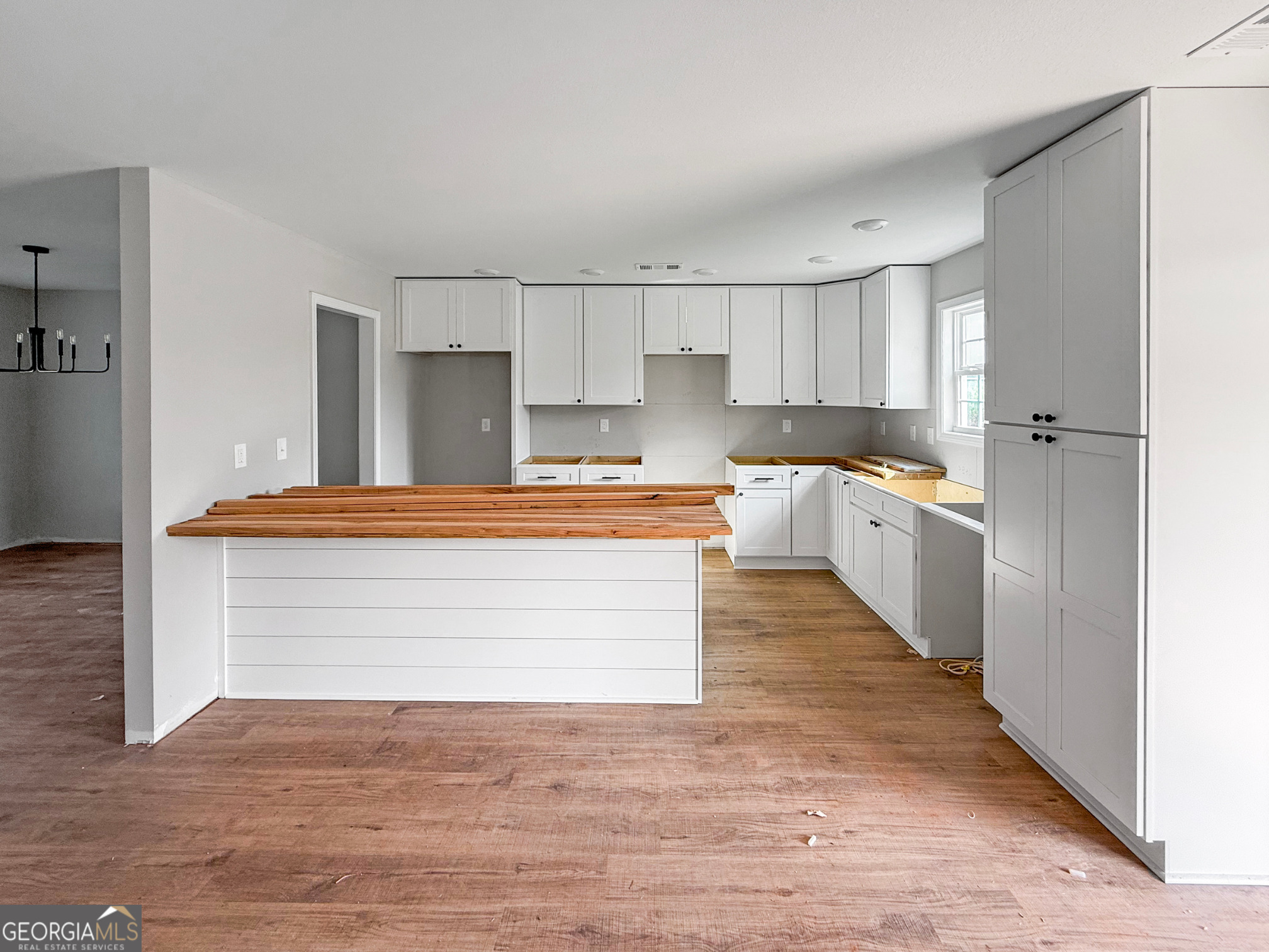 206 Sutton Drive Perry, GA 31069 - Photo 3 of 27