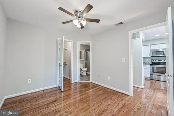 $2,300 | 5601 Willoughby Newton Drive, Unit 36, Centreville, VA 20120