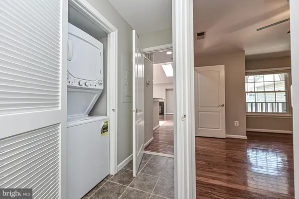 $2,300 | 5601 Willoughby Newton Drive, Unit 36, Centreville, VA 20120