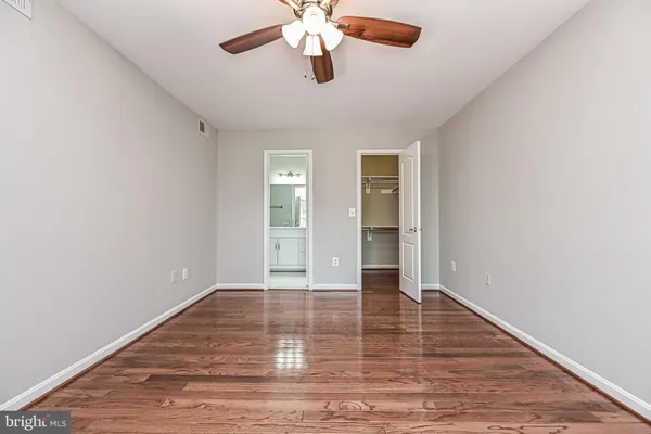 $2,300 | 5601 Willoughby Newton Drive, Unit 36, Centreville, VA 20120