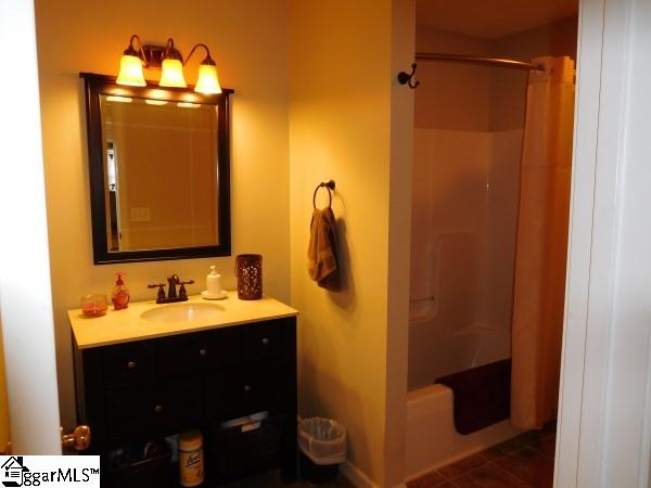 125 Hallmark Lane Easley, SC 29640 - Photo 16 of 21 Gallery Image 16