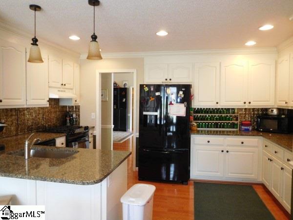 125 Hallmark Lane Easley, SC 29640 - Photo 8 of 21 Gallery Image 8