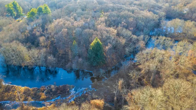 $1,995,000 | 85-95 Old Easton Turnpike, Weston, CT 06883