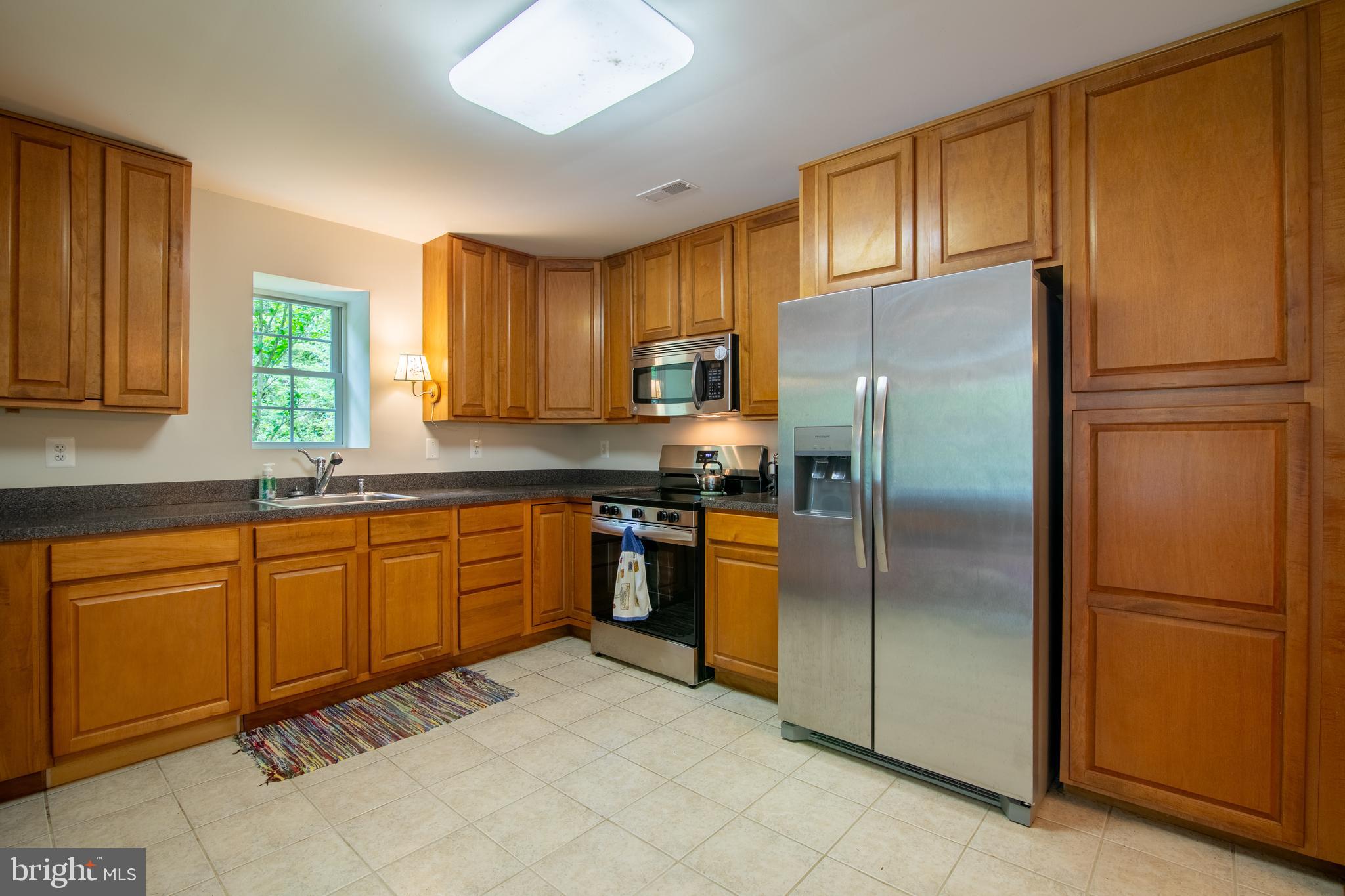 250 Robin Trail Delta, PA 17314 - Photo 4 of 28 Kitchen
