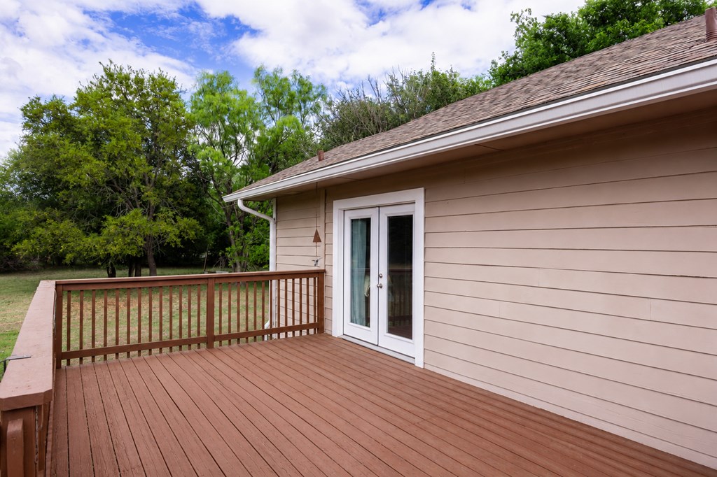 659 Town Creek Road Kerrville, TX 78028 - Photo 53 of 65