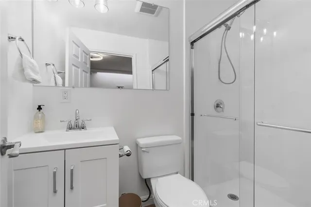 a view of washer and dryer in a utility room