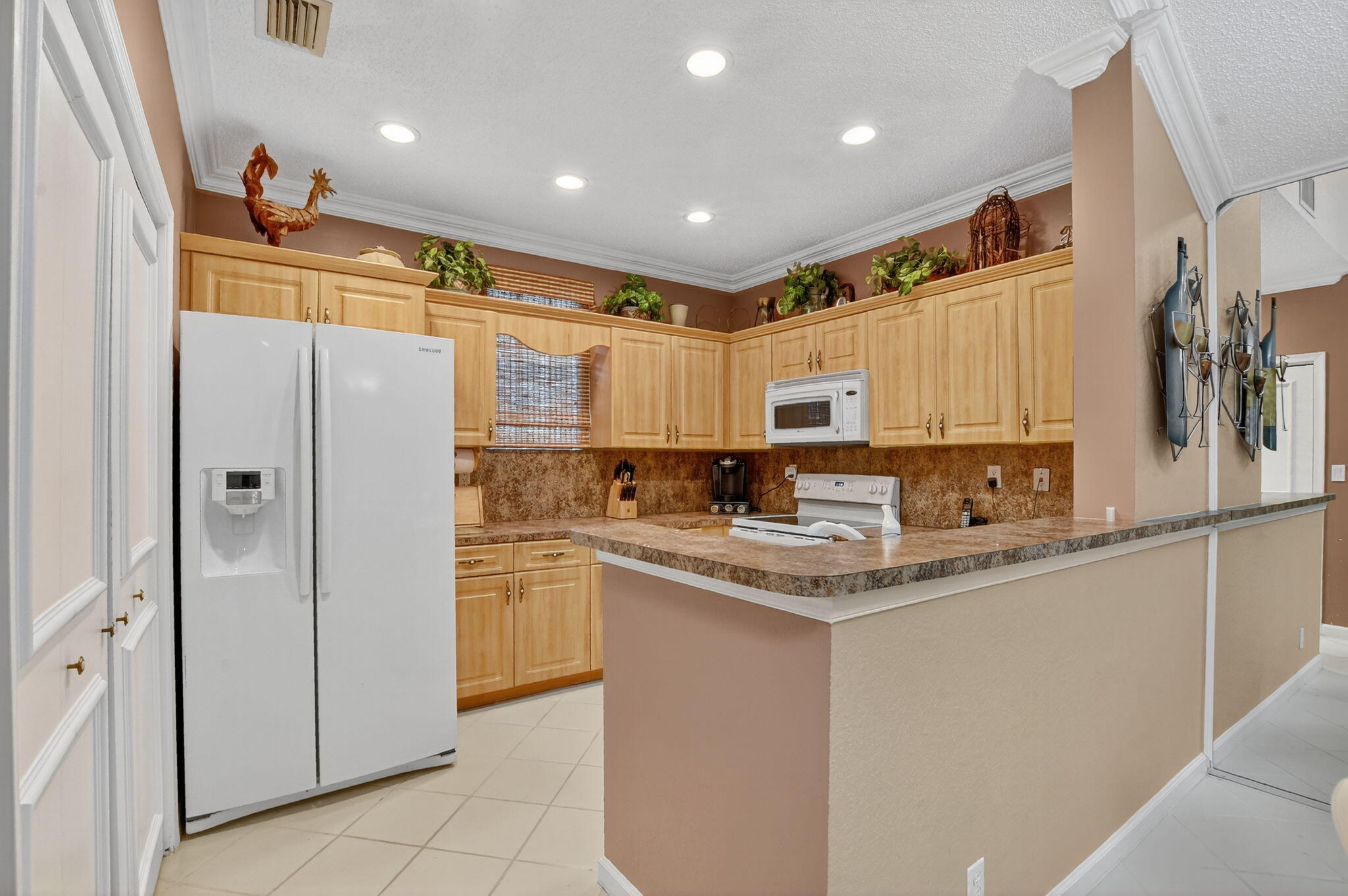 20220 Boca W Drive, Unit 303 Boca Raton, FL 33434 - Photo 12 of 52 10-web-or-mls-DSC_1799