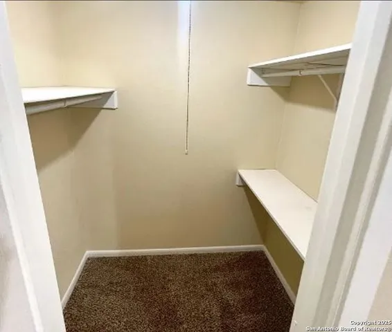 a view of utility room