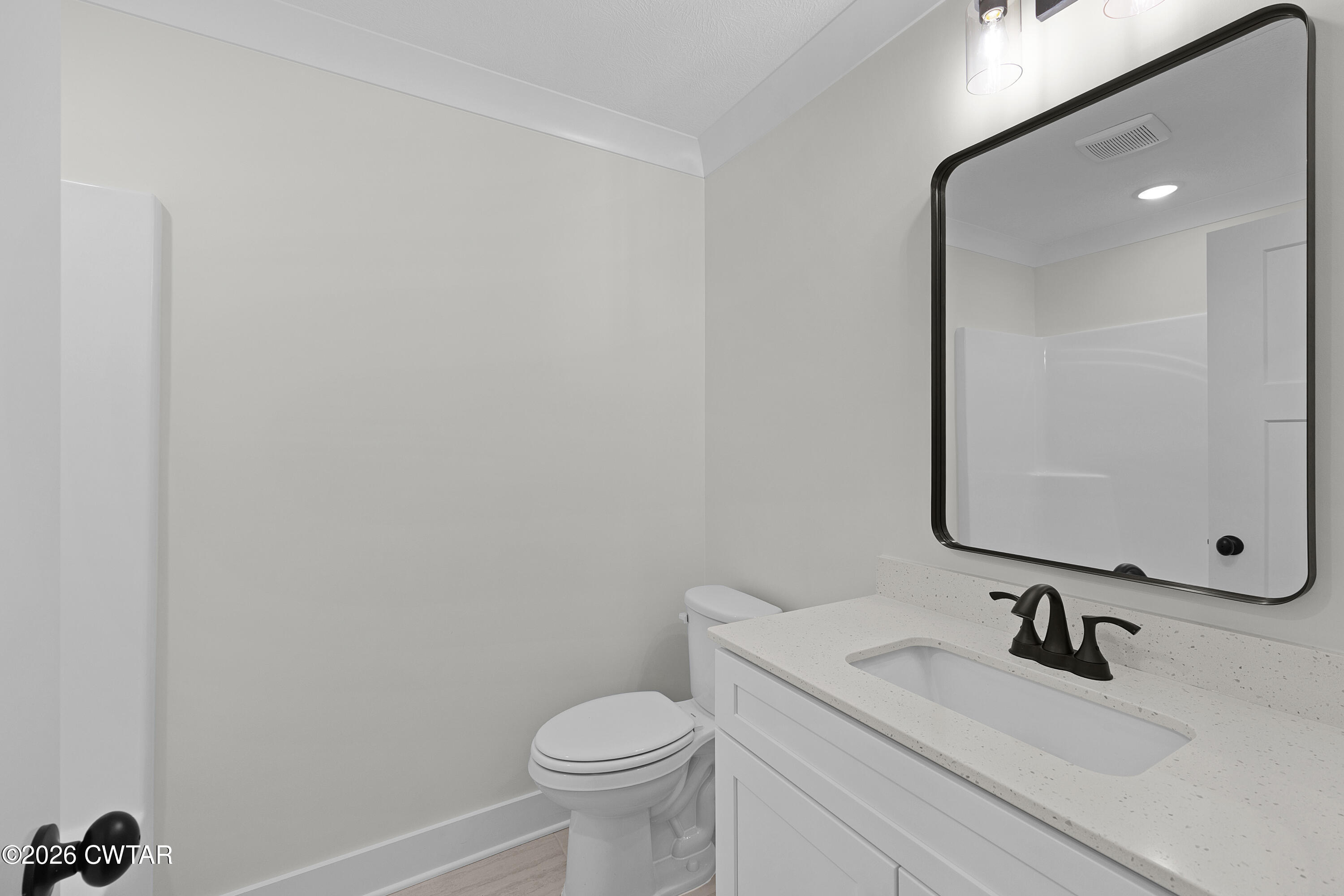 30 Easington Cove Jackson, TN 38305 - Photo 15 of 16 Guest Bath