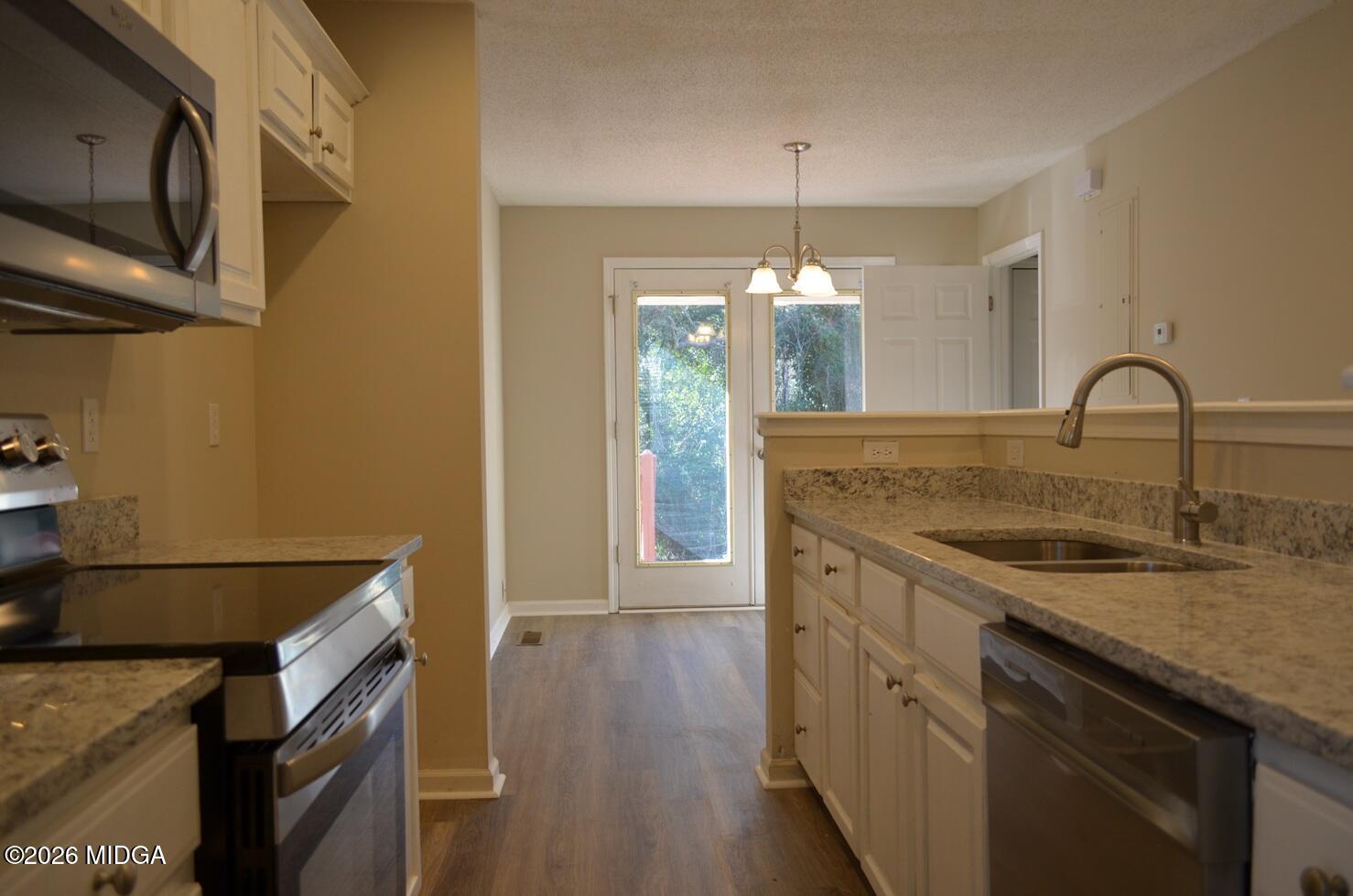 1034 Hazel Street Macon, GA 31201 - Photo 6 of 17 5