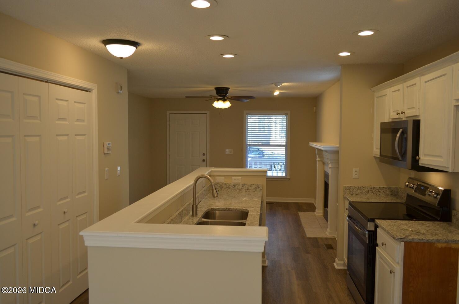 1034 Hazel Street Macon, GA 31201 - Photo 7 of 17 6