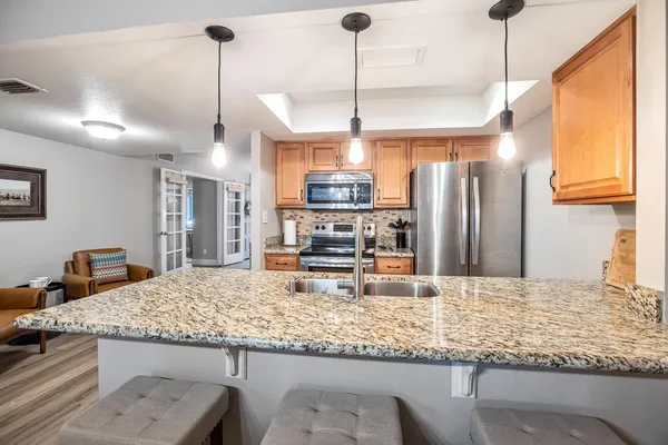 $2,995 | 5045 North 81st Street, Scottsdale, AZ 85250