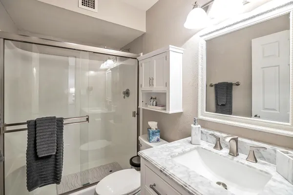 $2,995 | 5045 North 81st Street, Scottsdale, AZ 85250