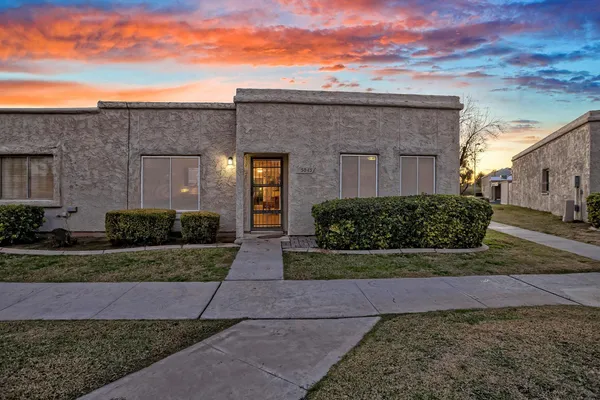 $2,995 | 5045 North 81st Street, Scottsdale, AZ 85250