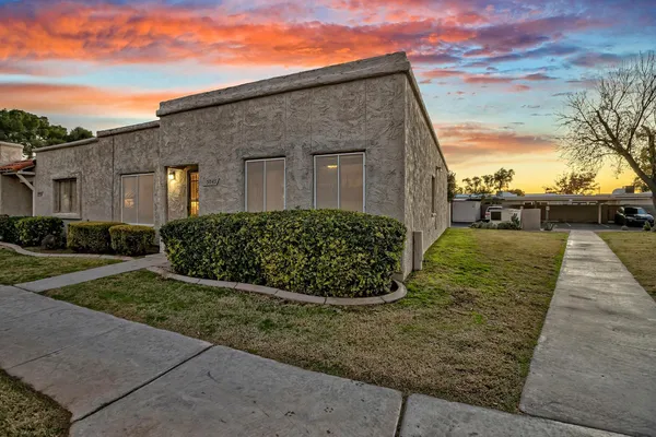 $2,995 | 5045 North 81st Street, Scottsdale, AZ 85250