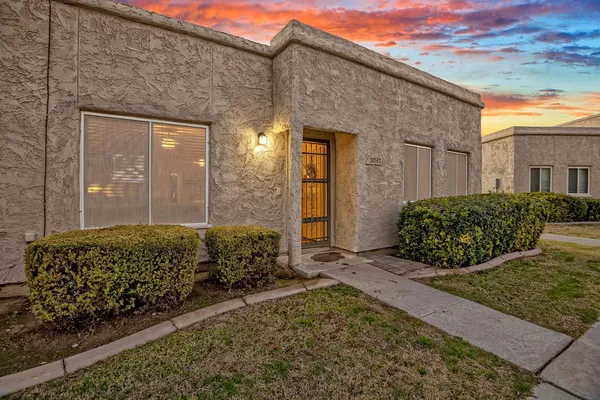 $2,995 | 5045 North 81st Street, Scottsdale, AZ 85250
