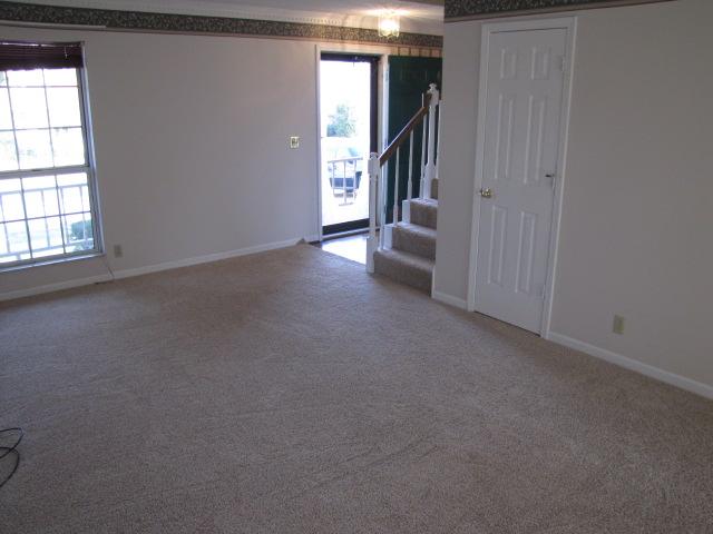 3545 Shakertown Road Antioch, TN 37013 - Photo 5 of 20 View towards front door. This spacious room offers nice carpet and neutral color!
