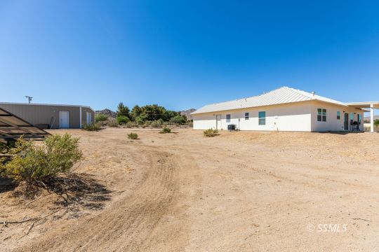 836 East Kendall Avenue Ridgecrest, CA 93555 - Photo 40 of 46