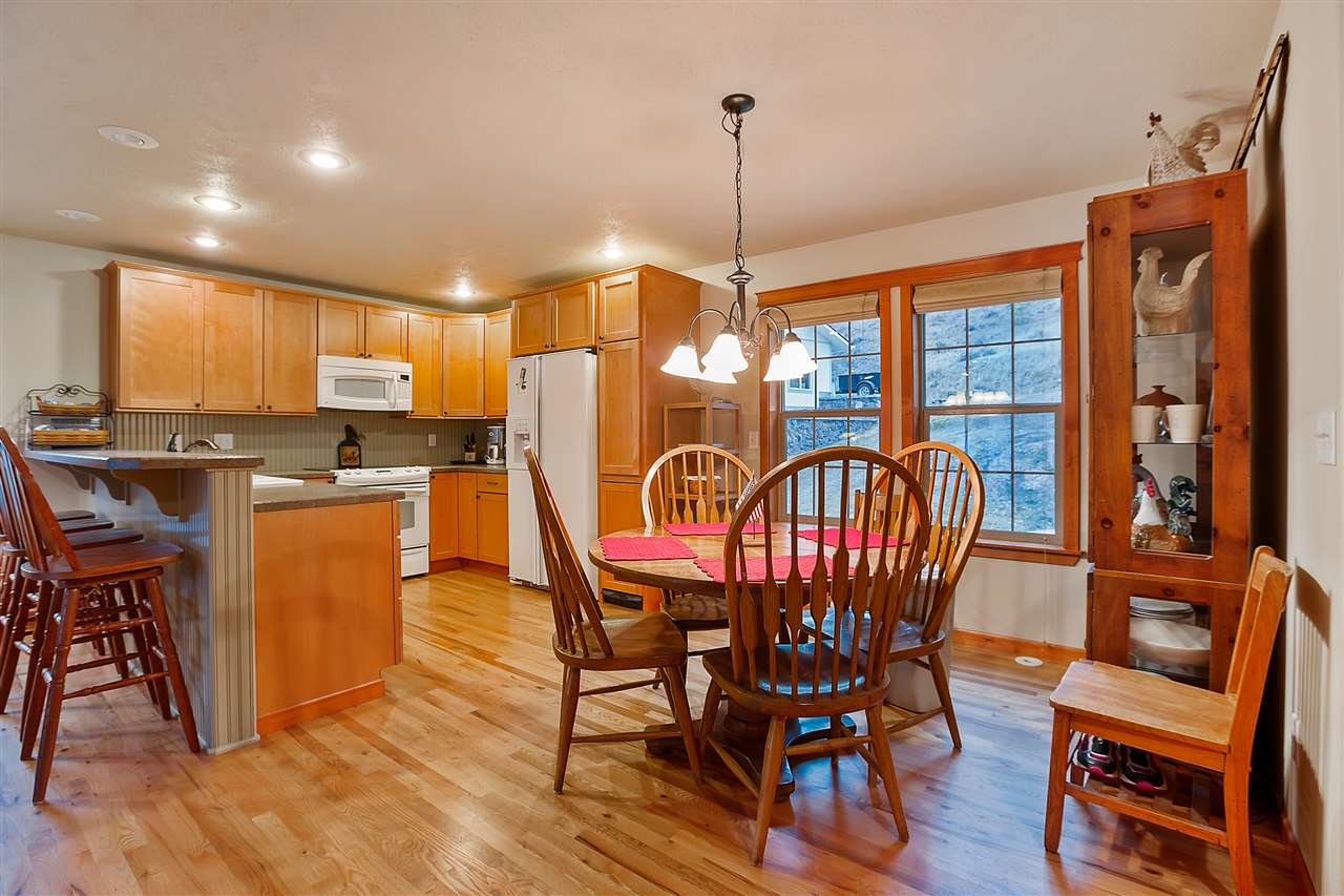 45279 Hanson Harbor Road North Wilbur, WA 99185 - Photo 4 of 20 Gallery Image 4