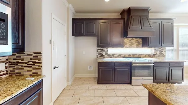 $3,000 | 1006 Jamal Drive, Euless, TX 76040