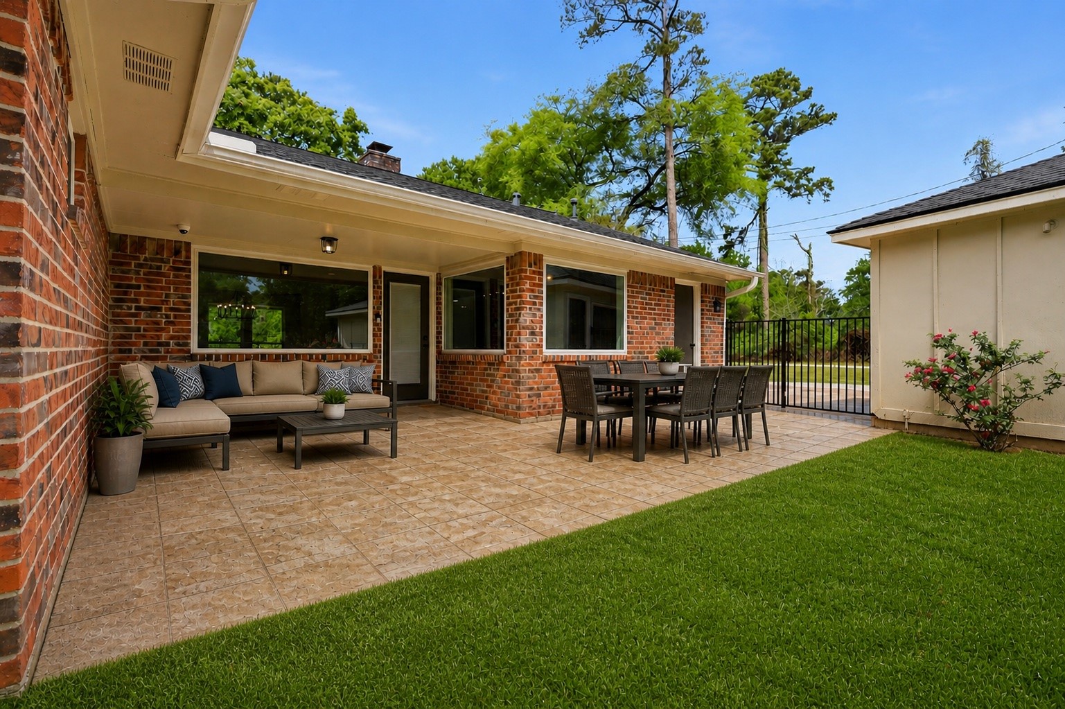 24714 Hunters Hollow Drive Spring, TX 77380 - Photo 31 of 39
