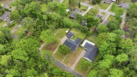 $398,000 | 24714 Hunters Hollow Drive, Spring, TX 77380