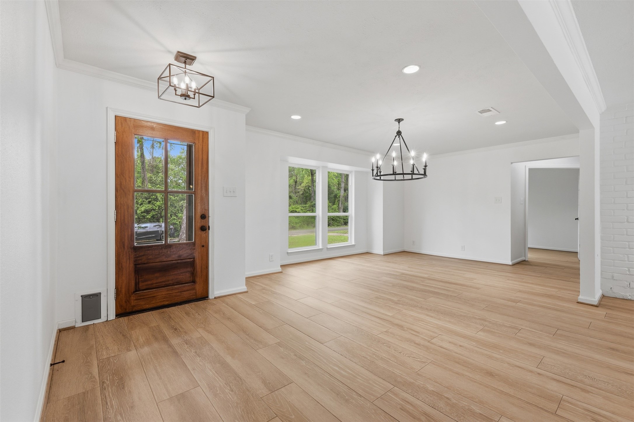 24714 Hunters Hollow Drive Spring, TX 77380 - Photo 8 of 39